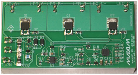 图1. PCB和安装的散热器