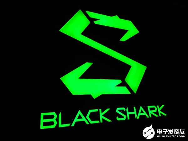 第一台采用16GB运存的黑鲨游戏手机即将发布？