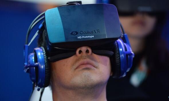 Oculus创始人称虚拟现实普及仍需10年