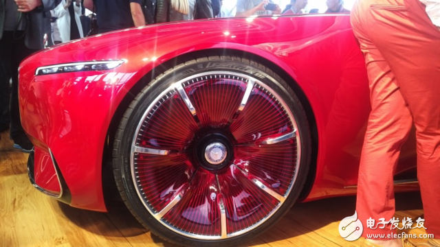 奔驰展示最新电动概念车Vision 6 可续航500公里