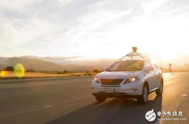谷歌无人驾驶新专利曝光：可识别警车 避免被开罚单