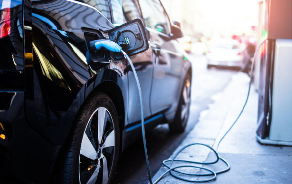 AL安全性是重要的前提，新能源汽车需进行电池升级